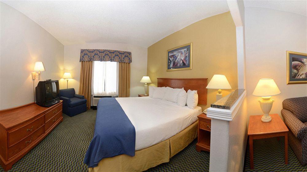 Hotel Comfort & Airport-american Way Memphis